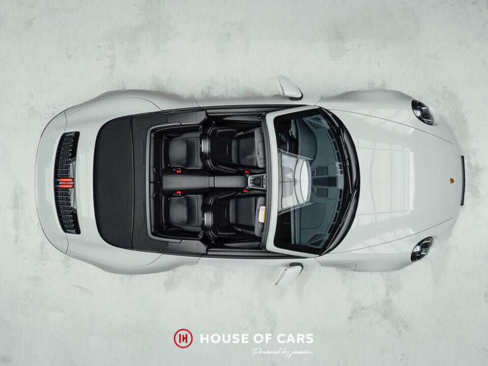 Immagine 6/23 di Porsche 911 Carrera (2019)