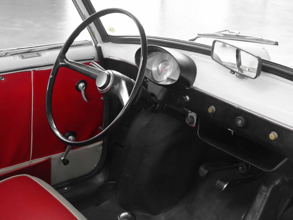 Image 19/37 of Autobianchi Bianchina Convertible (1960)