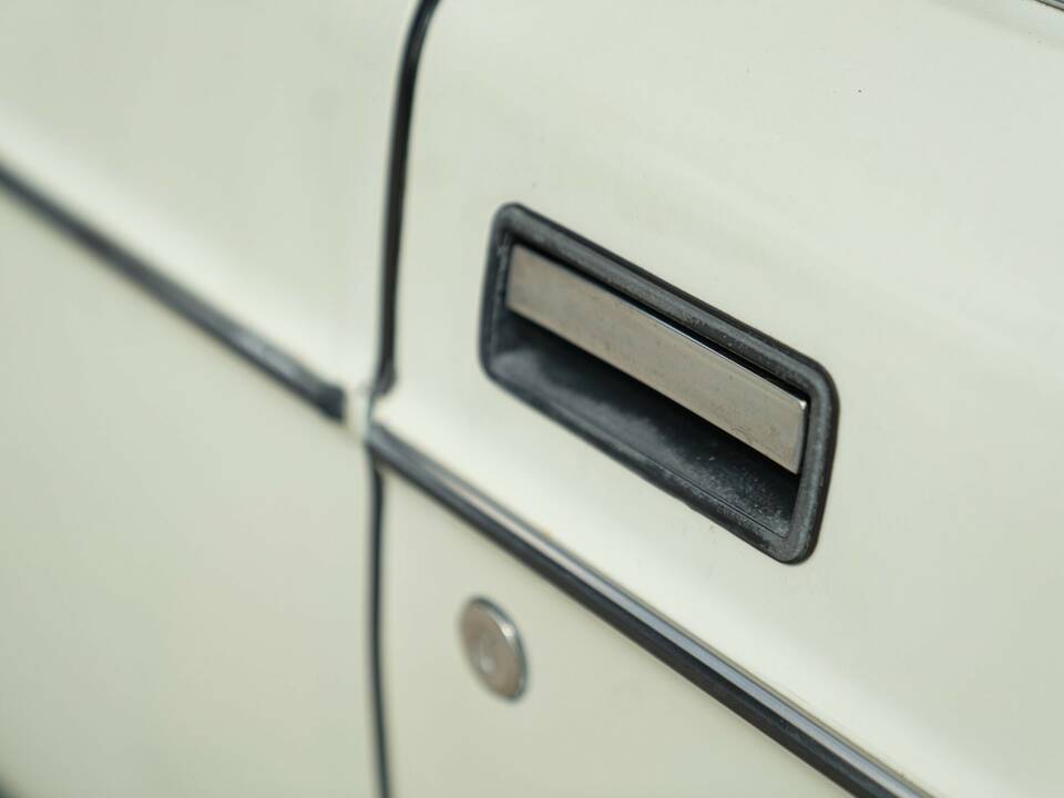 Bild 12/50 von Volvo 240 Diesel (1982)