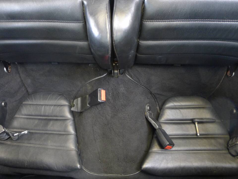 Bild 21/33 von Porsche 911 Carrera 3.2 (1985)