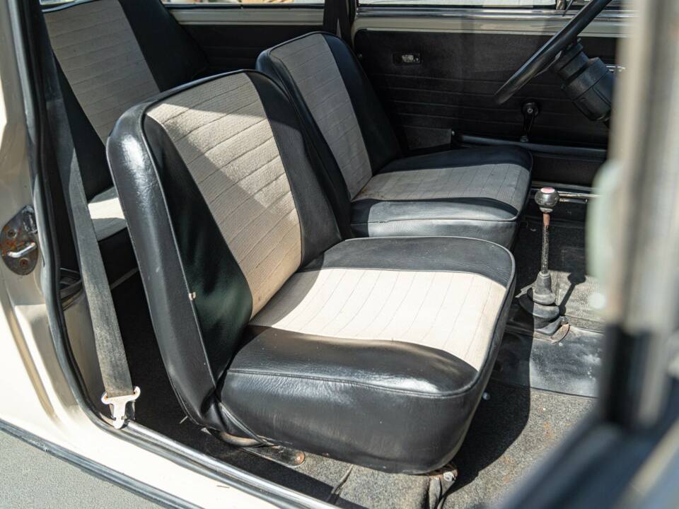 Image 25/47 of Innocenti Mini Cooper 1300 (1974)