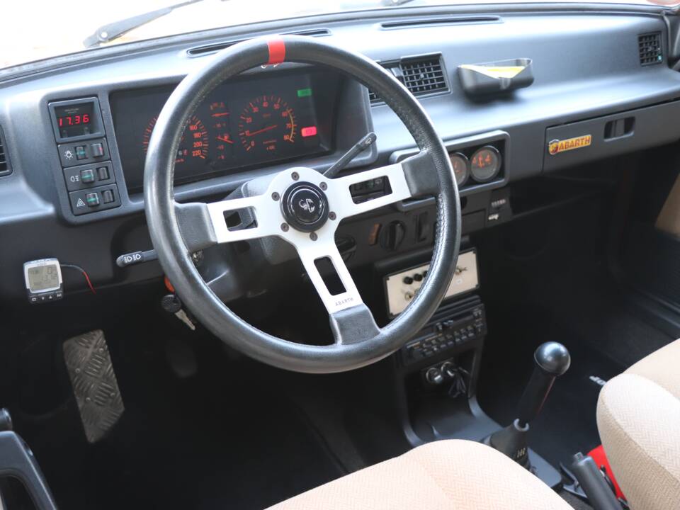 Immagine 8/18 di FIAT Ritmo 125 TC Abarth (1982)