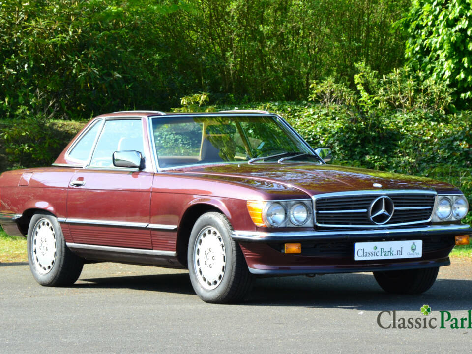 Bild 31/50 von Mercedes-Benz 560 SL (1987)