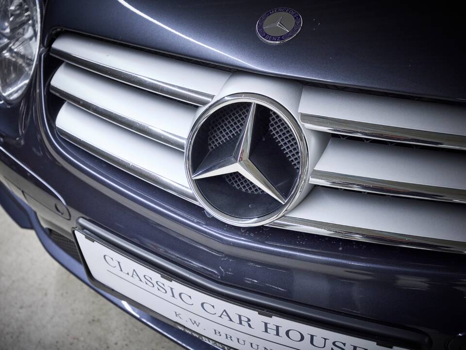 Image 25/99 de Mercedes-Benz SL 550 (2007)