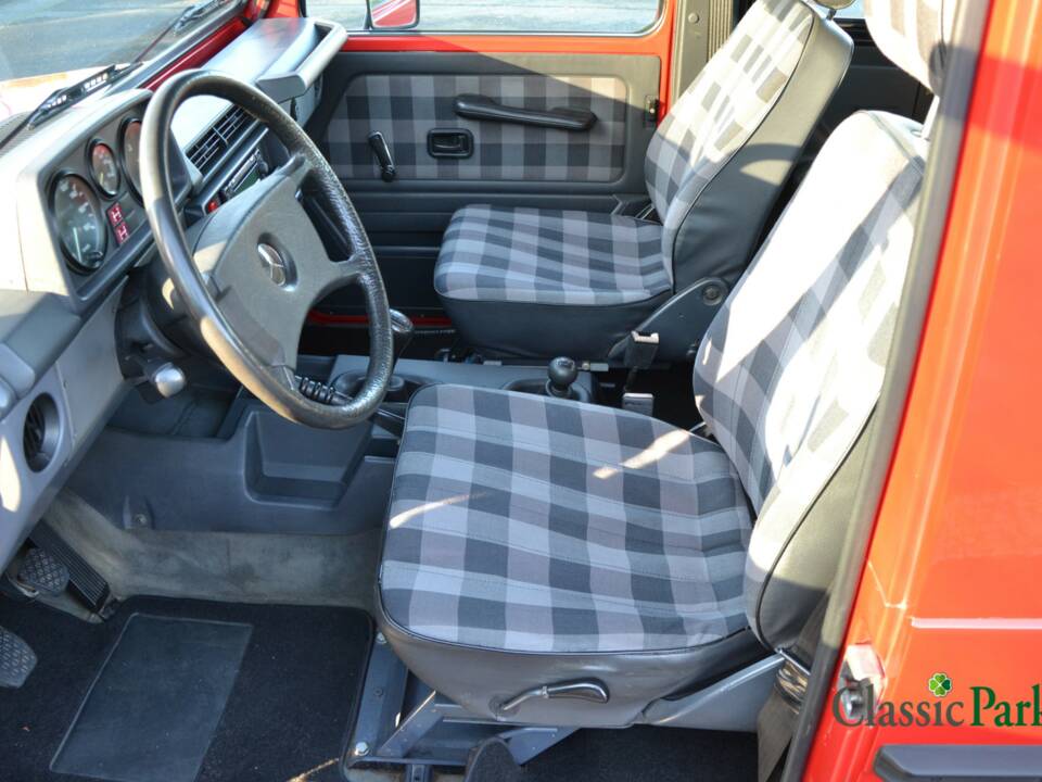 Bild 9/50 von Mercedes-Benz 200 GE (kurz) (1987)