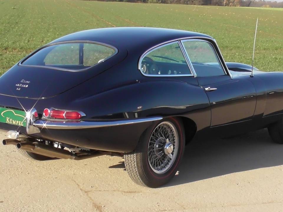 Immagine 5/50 di Jaguar E-Type (1967)