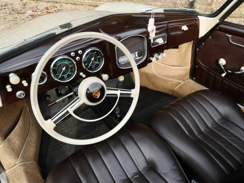 Image 40/50 de Porsche 356 1500 (1952)