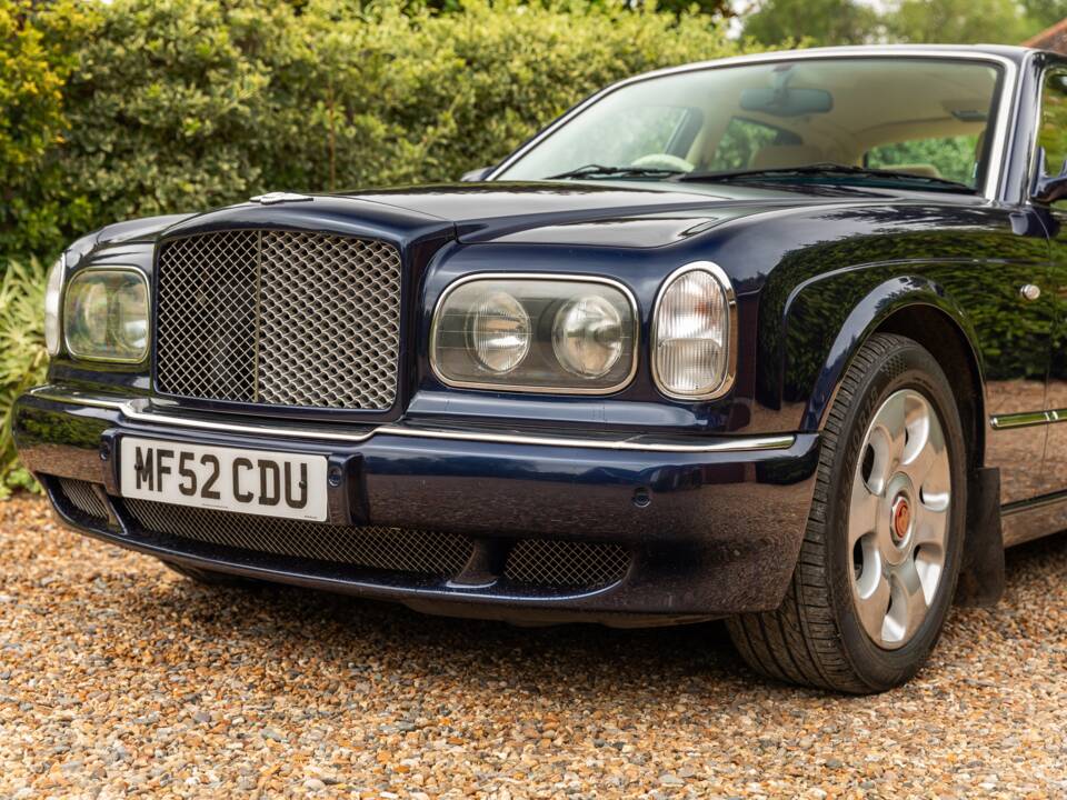 Image 29/37 of Bentley Arnage R (2002)