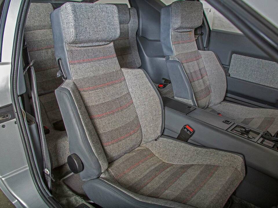 Bild 22/32 von Alpine GTA V6 Turbo (1986)