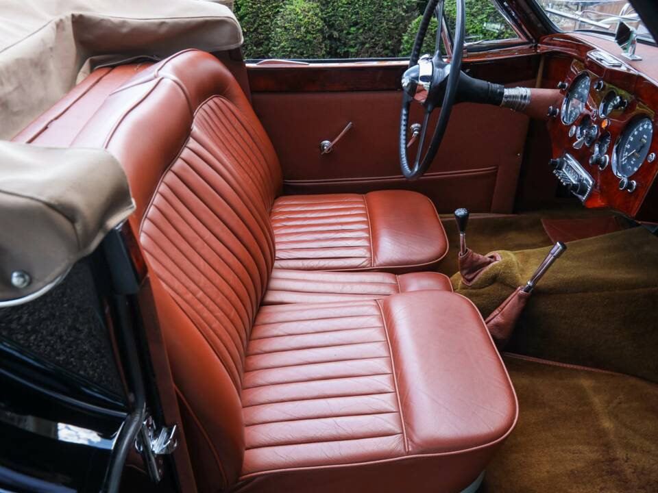Bild 36/50 von Jaguar XK 120 DHC (1953)