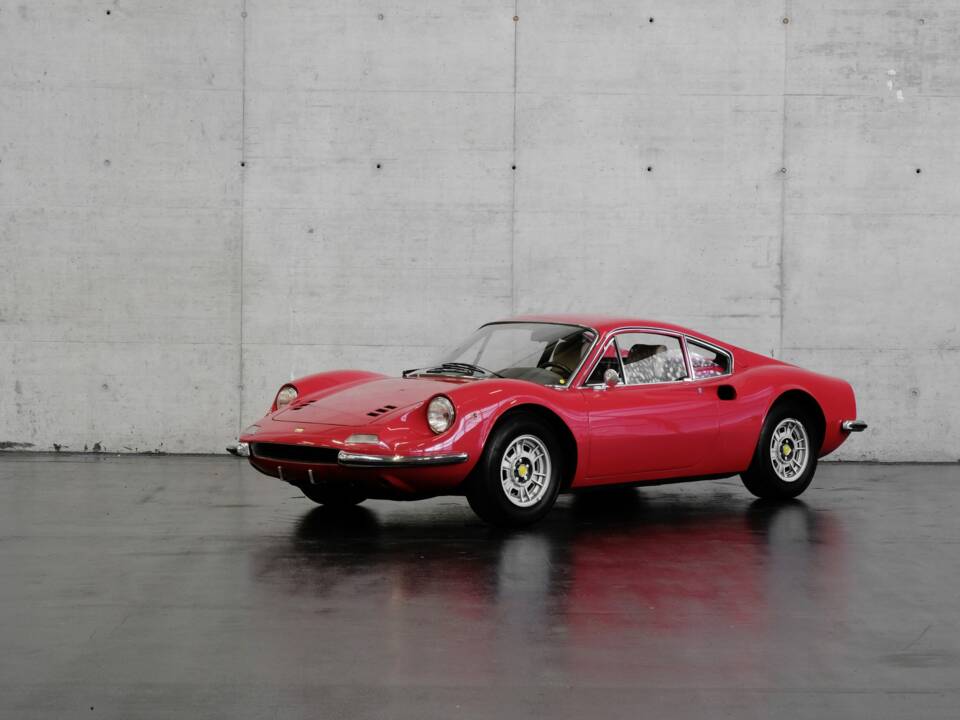 Bild 1/50 von Ferrari Dino 246 GT (1969)