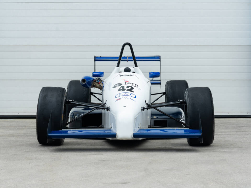Image 8/64 of Dallara F392 Formula 3 (1992)