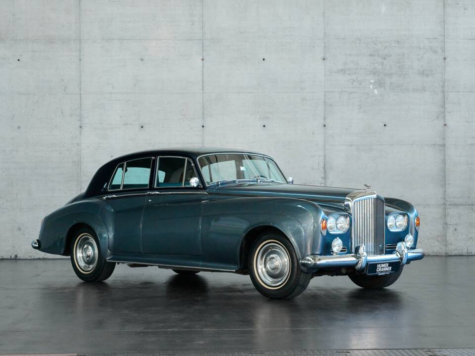 Image 20/50 of Bentley S 3 (1964)