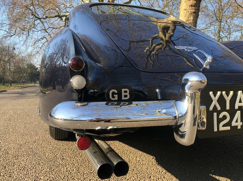 Image 44/50 of Bentley R-Type Continental (1954)