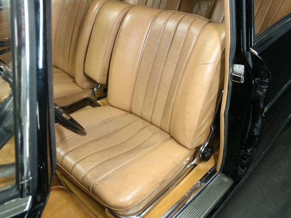 Imagen 11/30 de Mercedes-Benz 300 SE (1961)