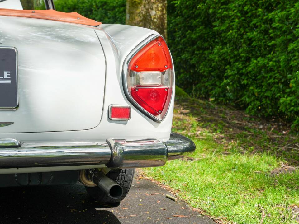 Image 37/41 of Lancia Flaminia GT 3C 2.5 Convertible (1963)