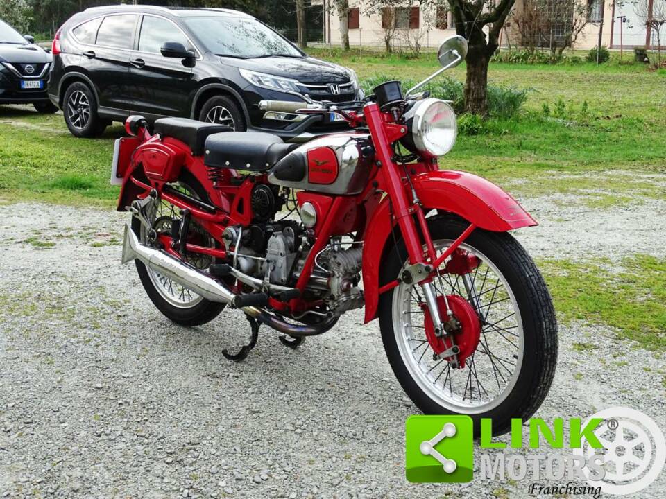 Imagen 7/10 de Moto Guzzi DUMMY (1948)