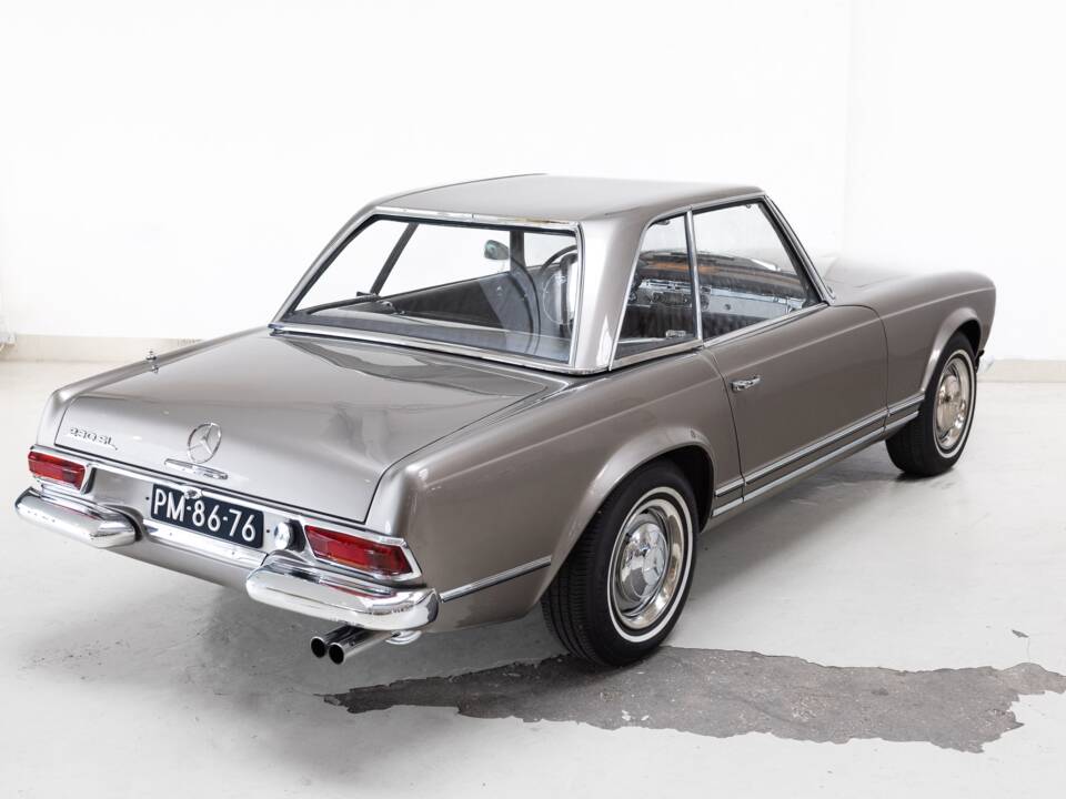 Image 35/35 de Mercedes-Benz 230 SL (1966)