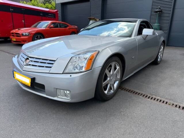 Imagen 2/30 de Cadillac XLR (2010)