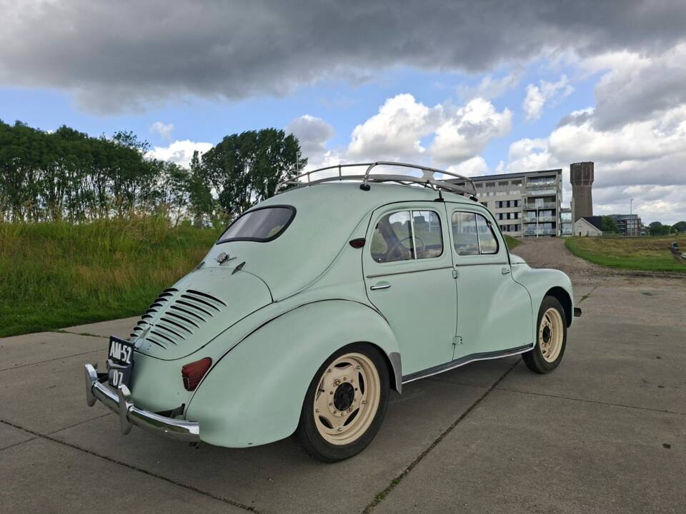 Imagen 3/6 de Renault 4 CV (1951)