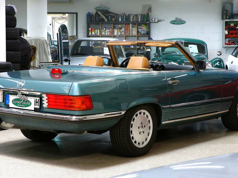 Image 5/25 of Mercedes-Benz 560 SL (1986)