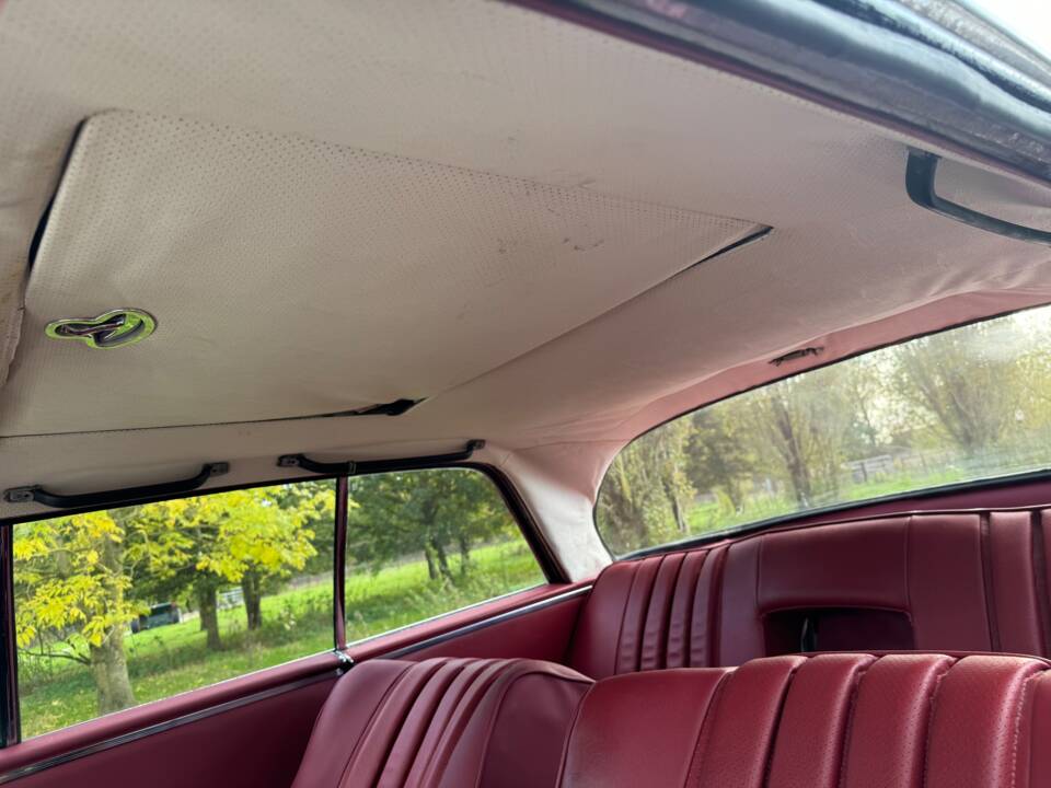 Image 48/132 of Mercedes-Benz 220 SE b (1963)
