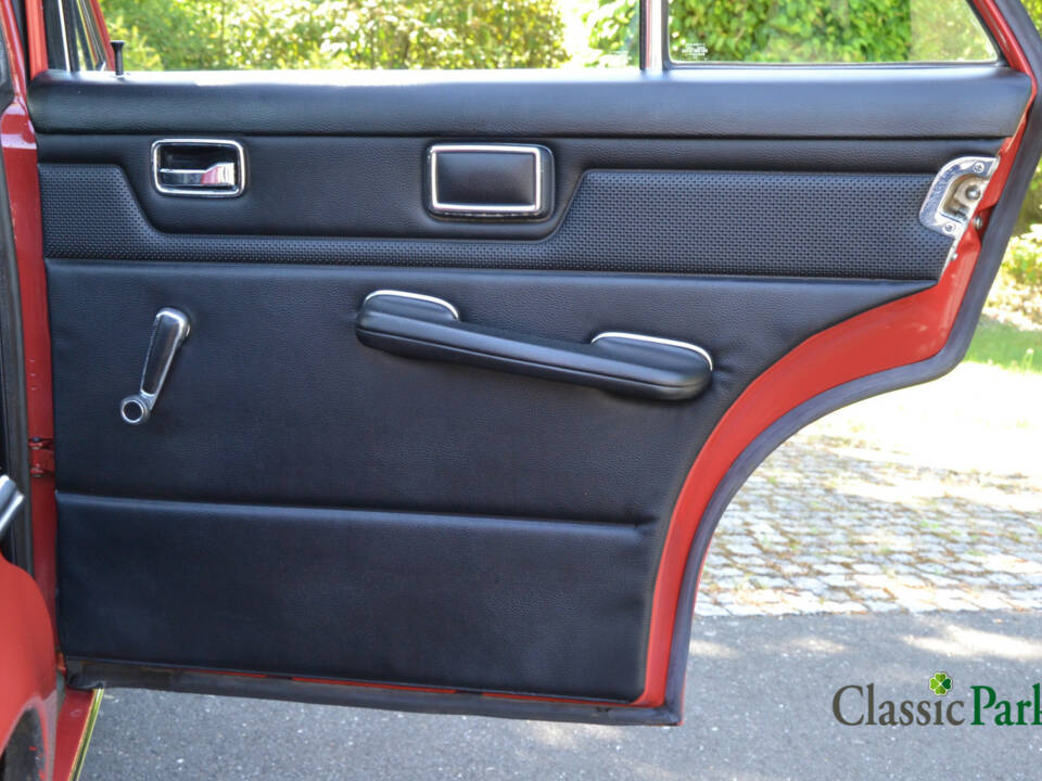 Bild 18/50 von Mercedes-Benz 230&#x2F;6 (1973)