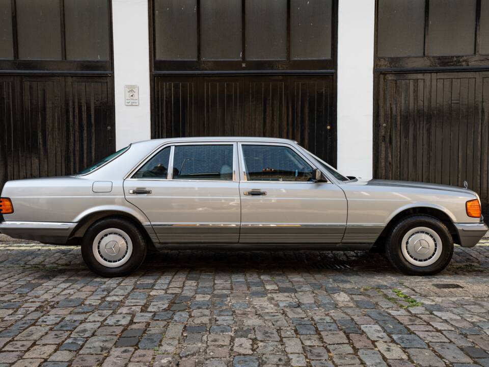 Bild 19/50 von Mercedes-Benz 500 SEL (1984)