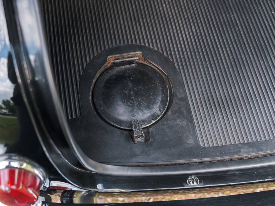 Image 82/97 of Lancia Aurelia B20 GT 2500 (1957)