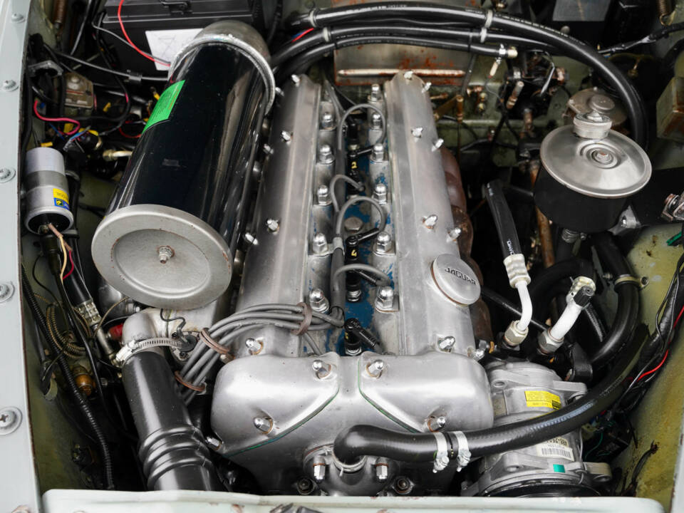Image 4/50 de Jaguar Mk IX (1959)