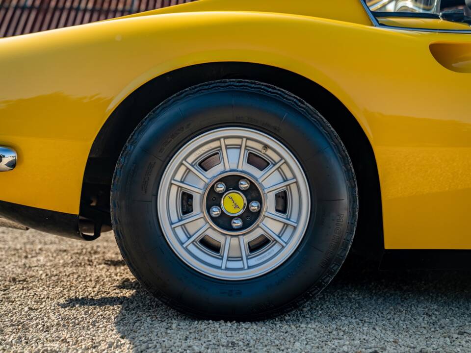 Bild 16/45 von Ferrari Dino 246 GT (1972)