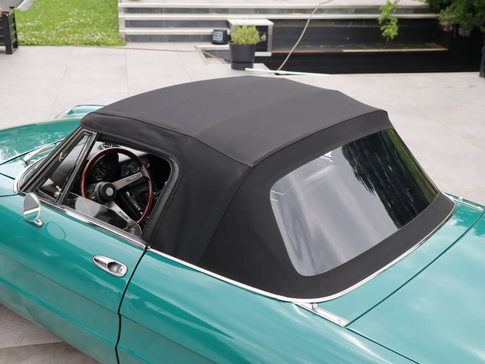 Image 45/50 of Alfa Romeo 2000 Spider Veloce (1979)
