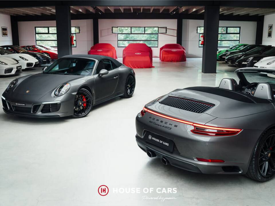 Image 1/25 of Porsche 911 Carrera 4 GTS (2017)