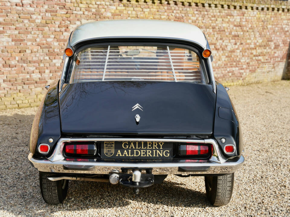 Image 6/50 de Citroën DS 19 (1963)