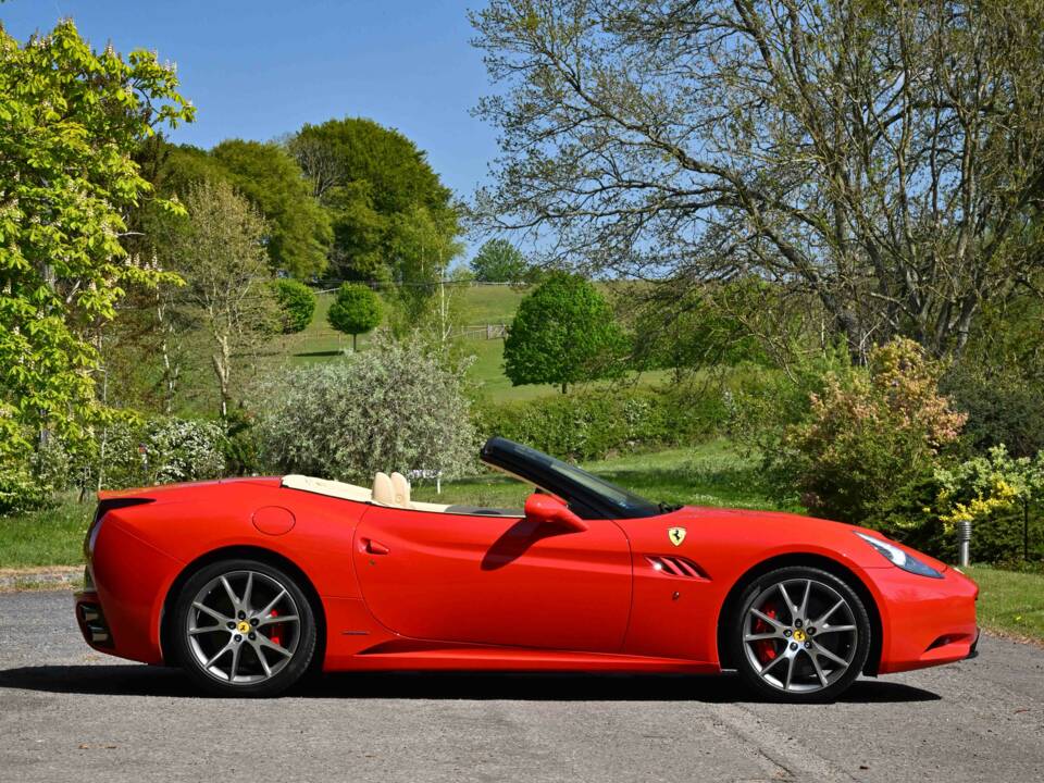 Afbeelding 9/50 van Ferrari California (2011)