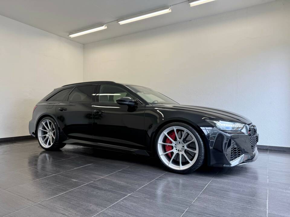 Image 26/28 de Audi RS6 Avant (2019)