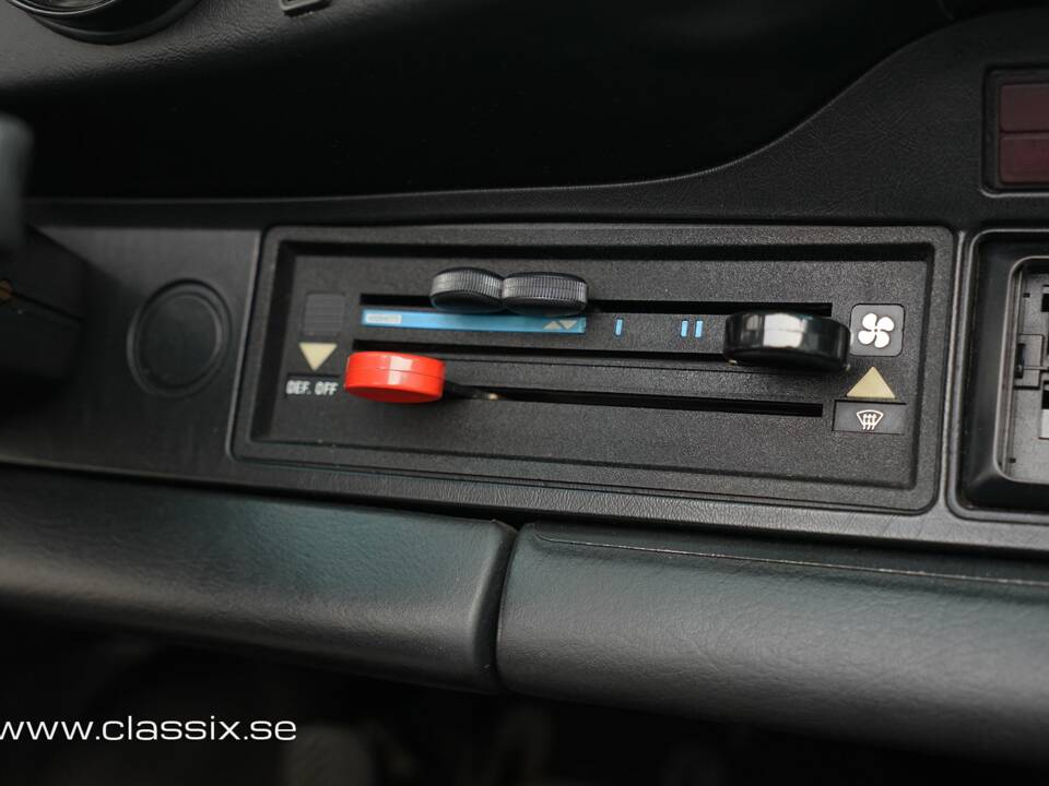 Afbeelding 10/26 van Porsche 911 SC 3.0 (1983)