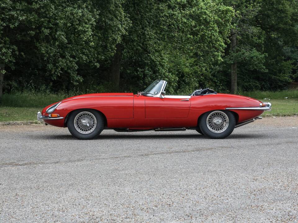 Image 25/41 de Jaguar E-Type 3.8 (1964)