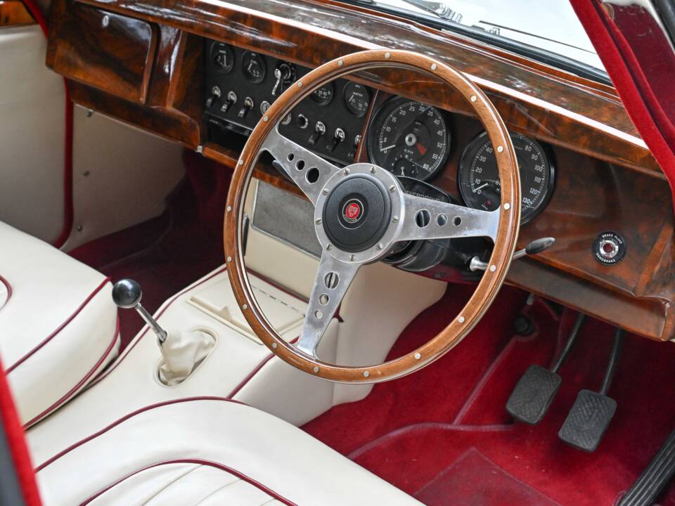 Bild 4/50 von Jaguar Mk II 3.8 (1961)