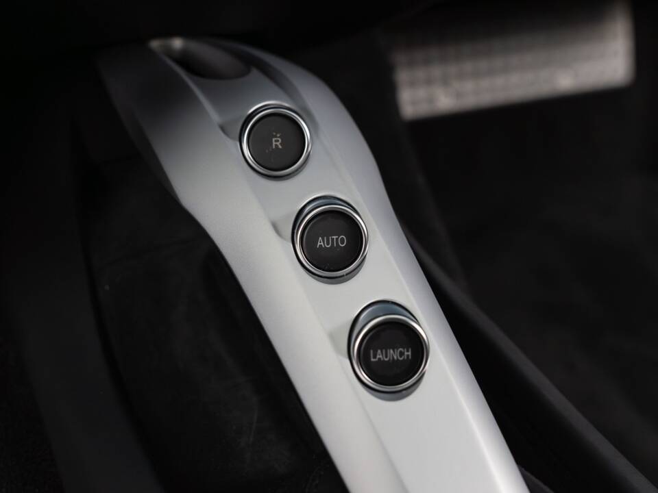 Imagen 34/40 de Ferrari F12berlinetta (2014)