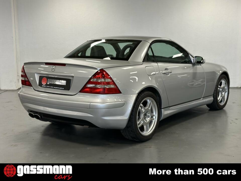 Bild 6/15 von Mercedes-Benz SLK 32 AMG (2001)