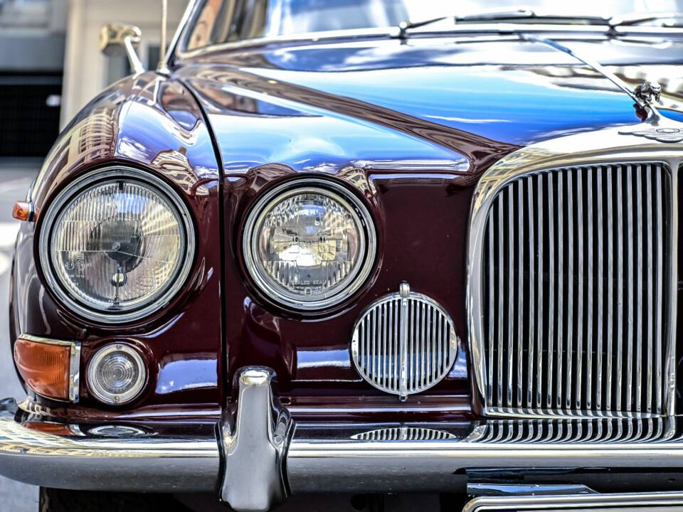 Imagen 5/10 de Jaguar 420 G (1969)