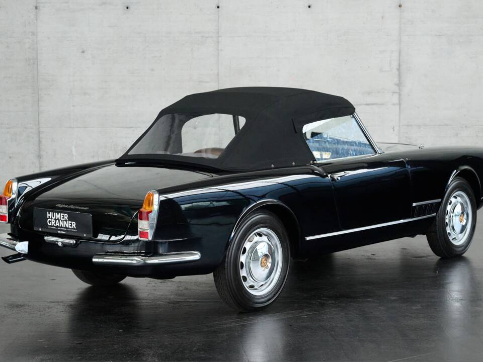 Image 17/50 of Alfa Romeo 2000 Spider (1959)
