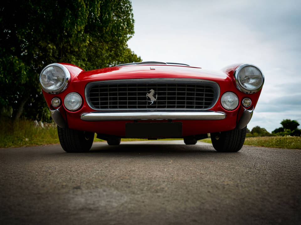 Immagine 43/50 di Ferrari 250 GT Berlinetta Lusso (1964)