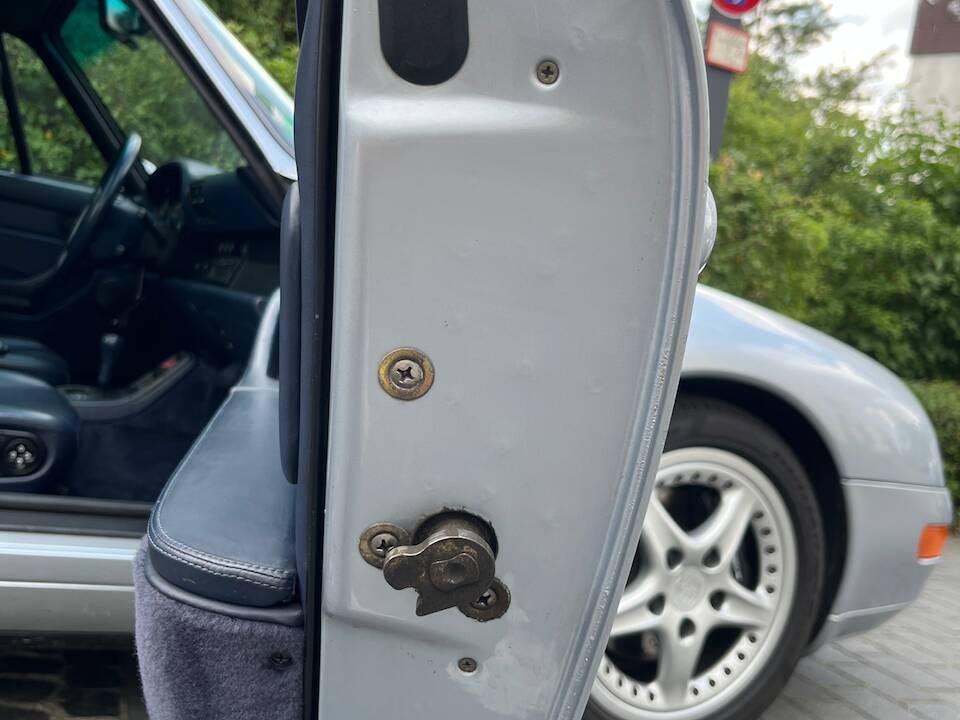 Imagen 46/96 de Porsche 911 Carrera (1996)