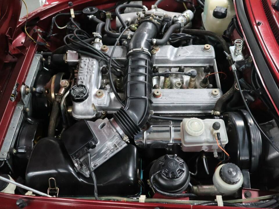 Image 43/58 de Alfa Romeo 2.0 Spider (1992)