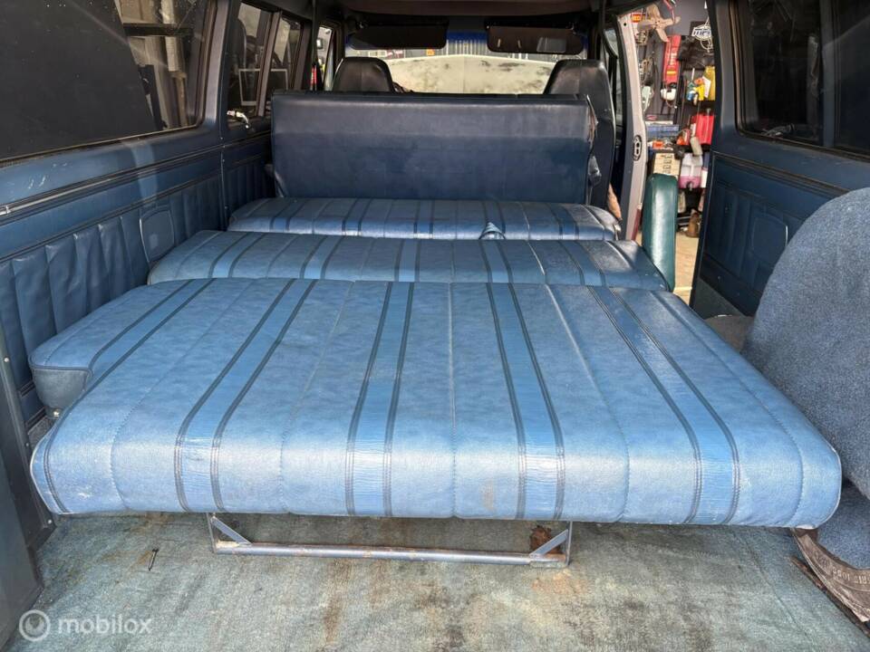 Bild 50/50 von Chevrolet Van (1983)