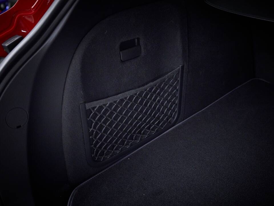 Image 44/95 of Audi RS4 Avant (2006)