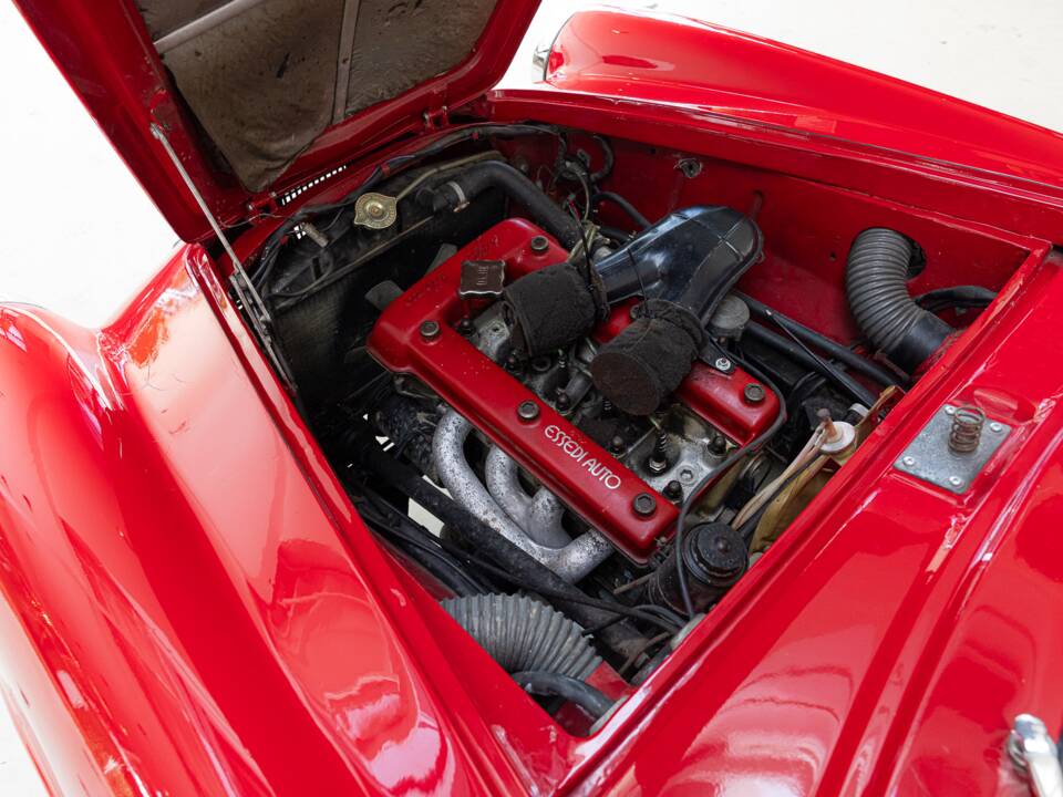 Afbeelding 32/34 van Alfa Romeo Giulia 1600 Sprint GT (1963)
