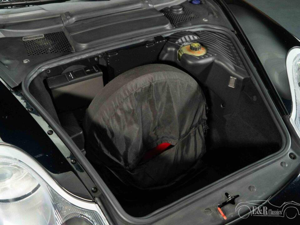 Bild 6/19 von Porsche 911 Carrera 4 (2001)